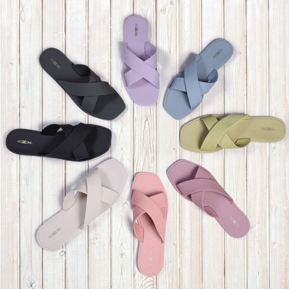 Matte Criss Cross Strap Sandal
